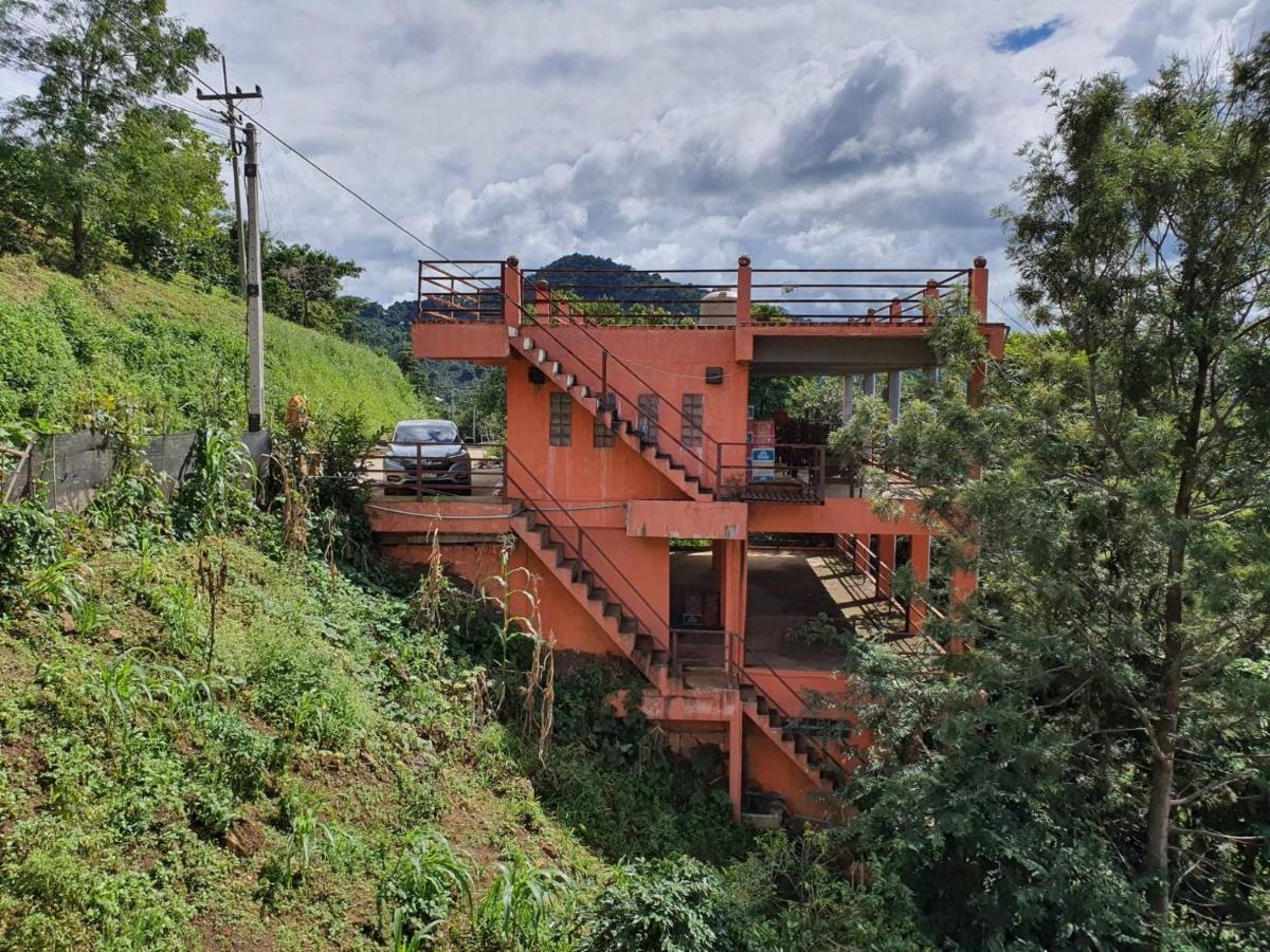 Terre Terrace Glamping - Doichang Ban Huai Khai Exteriér fotografie